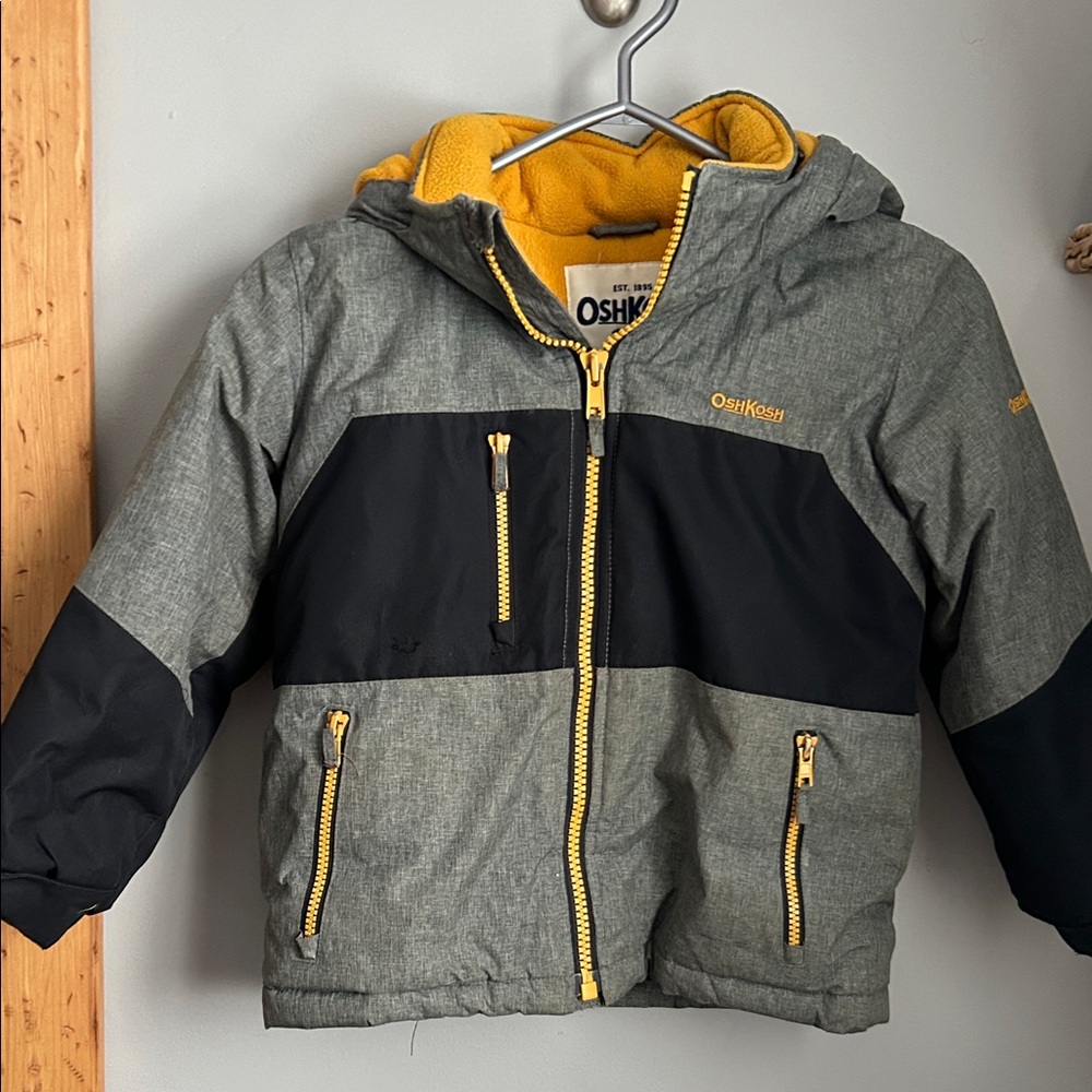 🧥 OshKosh Boys Winter Jacket — Size 5